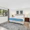 Luxurious Golf Retreat Villa in PGA National!