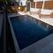 Villa Cap Noir piscine chauffée avril à octobre