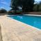 Beau P2, résidence avec piscine - Aigues-Mortes