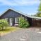 Holiday Home Tonia - 290m from the sea by Interhome