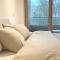 Kirchberg Apartment - High End 1 bedroom Apartment with terrace & parking - Lucemburk
