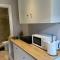 Newly built Large garden ensuite guest studio - Borehamwood