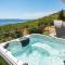 Villa Mirjam with swimming pool, jacuzzi and sea view - 诺维·维诺多尔斯基