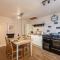 Broomfield Cottage Nr Pickering - DOGS STAY FOR FREE