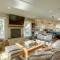 Lake Tahoe Views and Hot Tub Stunning Luxury Home!