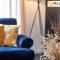 Four Bedroom Semi Detached House By Klarok Accommodation Peterborough With Free Parking & Garden