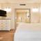 Hastings St Freshly renovated 513