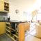Exceptional 3 bed Penthouse with fireplace and stunning views - 福勒恩