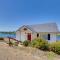 Peaceful Cloverdale Home - Walk to Winema Beach - Cloverdale