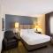 Sonesta Simply Suites St Louis Earth City