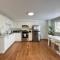 Letitia Heights !B Spacious and Quiet Private Bedroom with Shared Bathroom