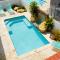 R&V Combate Beach House, 2nd Floor with Pool