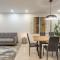 FREE PARKING PRIME LOCATION NEW MODERN CONDO