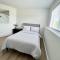 Dream Palace with HOT TUB-Game Room-Fire Pit-5BR-3BA - 特拉弗斯城