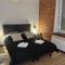 Apartamenty Skierniewice Mireckiego - 斯凯尔涅维采