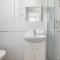 Bright Studio Chorzów for 4 Guests 1,6 km to Silesian Stadium by Noclegi Renters