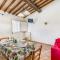 Family Apartments With Pool Near Volterra - Happy Rentals