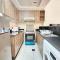 RH- Relaxing Studio, Downtown with private balcony, walk away from Burj Khalifa - Dubaj