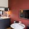 Weber Hotel 397