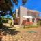 Habitación Triple Equipada, Posada Villa Mayo a 5 minutos de Playa Parguito