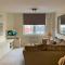 4 The Courtyard Central Windsor 2BR