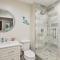 Elegant Naples Condo with Golf View and Community Pool - Нейплс