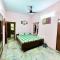 Spacious 3BHK House opp South City Mall - Kalkata