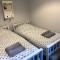 Weavers Cottage, Tideswell, sleeps 6, dog friendly
