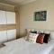 Sunny apartment in Bellicity complex
