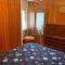 Sunny two room apartment in Campo Carlo Magno