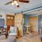 Boat Dock and Private Beach Lake Mary Retreat! - الإسكندرية