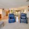 Boat Dock and Private Beach Lake Mary Retreat! - الإسكندرية