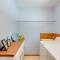 Boat Dock and Private Beach Lake Mary Retreat! - الإسكندرية