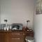 En-suite Double Room - Private Entrance & Free Parking