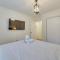 7 Mi to Camelback Mtn Chic Penn Estates Home