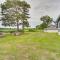 Lakefront Mound Getaway Near Snowmobiling Trails! - Mound