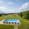 Iris Croatica J - deluxe apartment with shared pool, awarded BEST APARTMENT IN CROATIA 2024 - Oroslavje