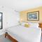 Stunning Mountain View Condo, Near Beach with Parking - Honolulu