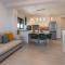 Lovely Apartment In Turanj With Jacuzzi