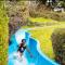 Holiday Home with Stunning Views - 纽基