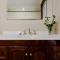Camellia Cottage - Country Rustic Charm Close to Forest and Town
