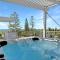 Beachfront Apt with rooftop spa across from Marcoola Beach