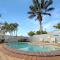 Beachfront Apt with rooftop spa across from Marcoola Beach