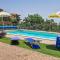 Cozy Apartment In Avaglio With Heated Swimming Pool