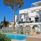 Magnifique T2 - Les pieds dans leau piscine/plage
