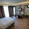 Shelton Airport Hotel