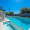 Spacious Glendale Home with Pool and Mountain Views! - غليندال