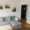 Apartaments Falcó - Llança