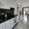 Nice Duplex Home, Marbella, See View, Hotel Resort