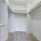 Beautiful 2 BR Apt At Crystal City With Gym - Arlington